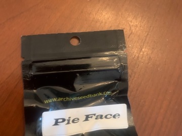 Sell: Pie face
