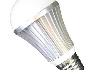 Vente: Illuminati Super Green Light 5w LED Light Bulb SG Night Light