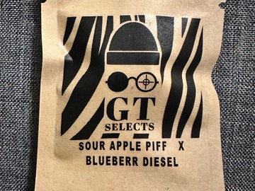 Sell: SOUR APPLE PIFF   X   BLUEBERRY DIESEL