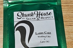 Venta: Skunk House Genetics Larry Cake