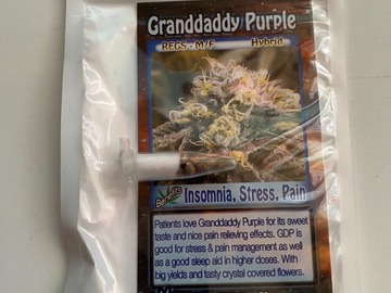 Vente: 8 REGULAR M/F GRANDDADDY PURPLE SEEDS