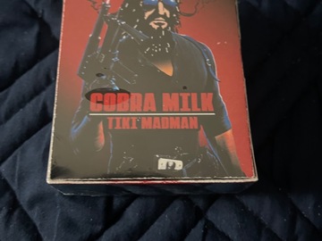 Venta: Rare box set of Tiki Madman Cobra Milk